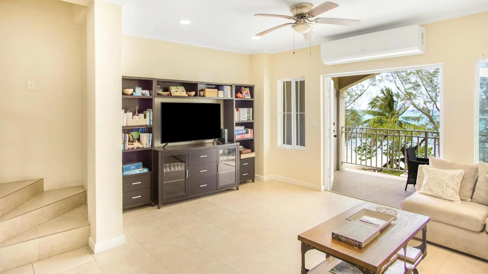 Homestay With Beach Access Near Airport Nassau