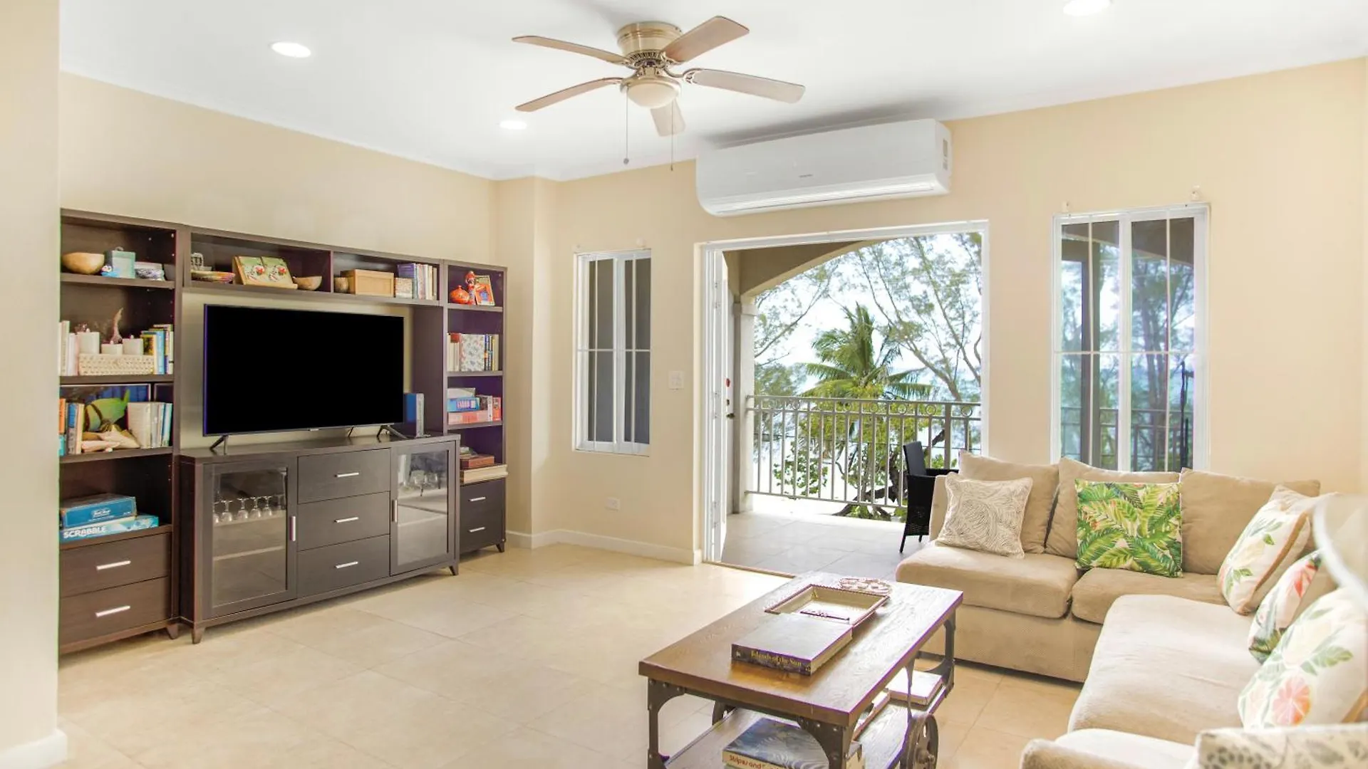 Homestay With Beach Access Near Airport Nassau 0*,  Bahamas